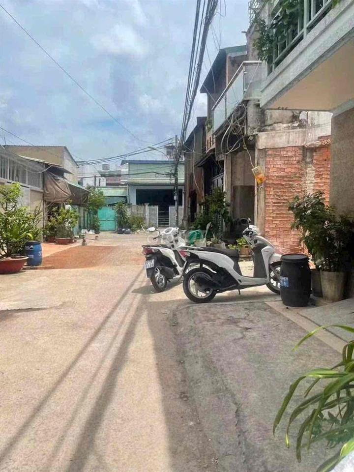 bán đất 879/20/8 đường Hương lộ 2