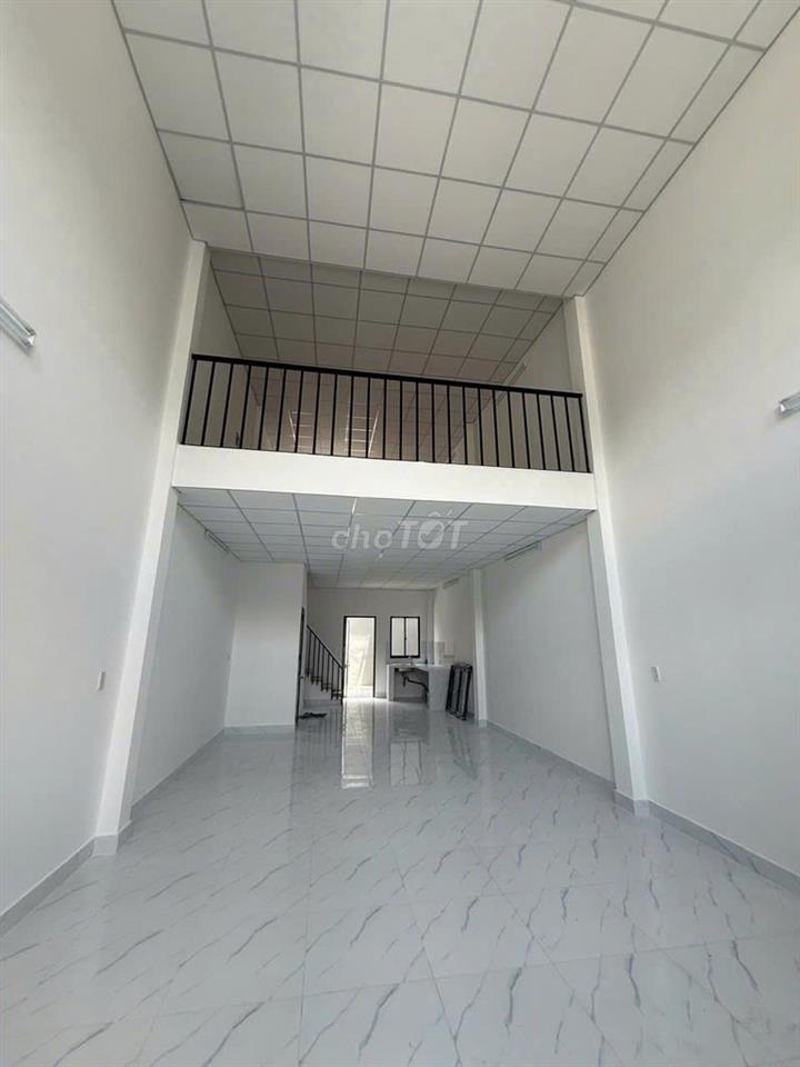 bán nhà bình tân 90m2 ( 5mx18m) có gác lửng, hẻm xe hơi