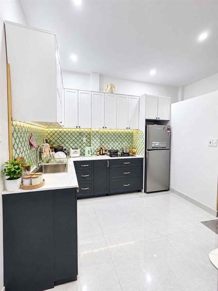 Nhà Tân Phú, cách 1 căn ra MT, 78m2, chỉ 6đ2, Ko lỗi, ko LG