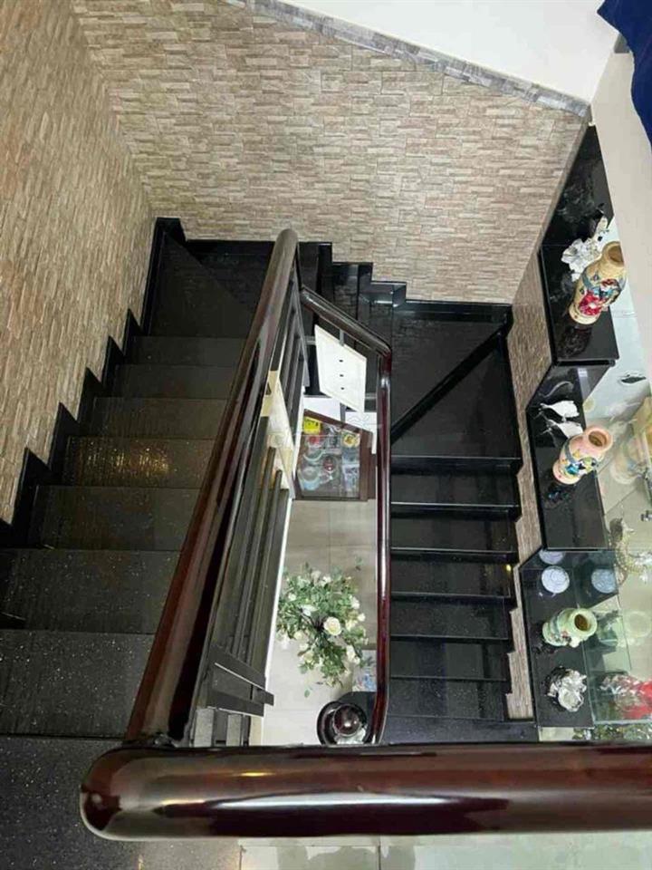 Nhà hẻm xe hơi, ngay Đầm Sen, 150m2 SD, chỉ 6tỷ nhỉnh