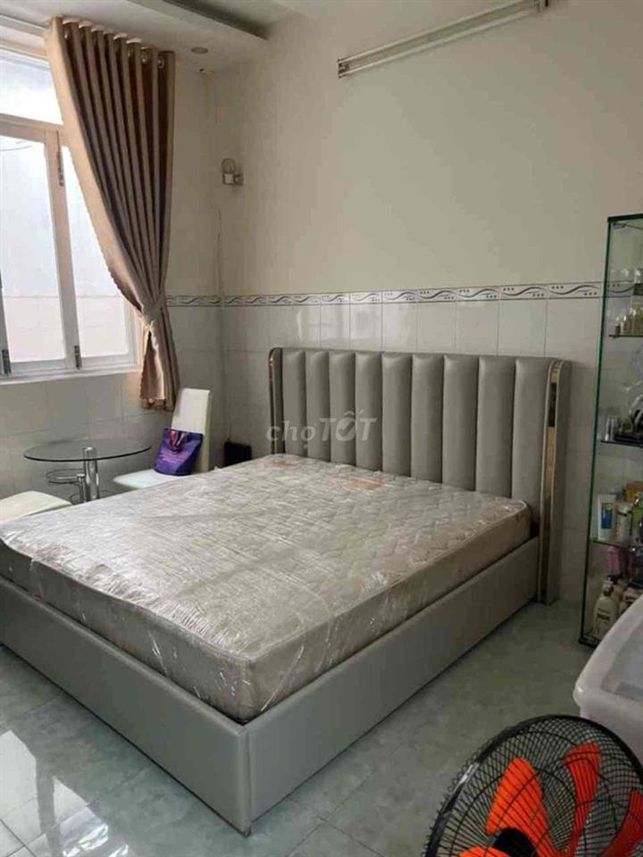 Nhà hẻm xe hơi, ngay Đầm Sen, 150m2 SD, chỉ 6tỷ nhỉnh
