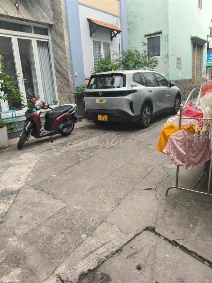 Nhà hẻm xe hơi, ngay Đầm Sen, 150m2 SD, chỉ 6tỷ nhỉnh