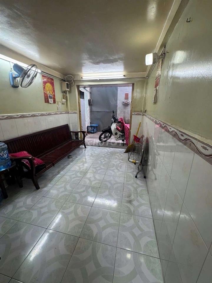 Nhà 3 tầng. 3pn, Q6, 3.1 tỷ ở hoặc cho thuê