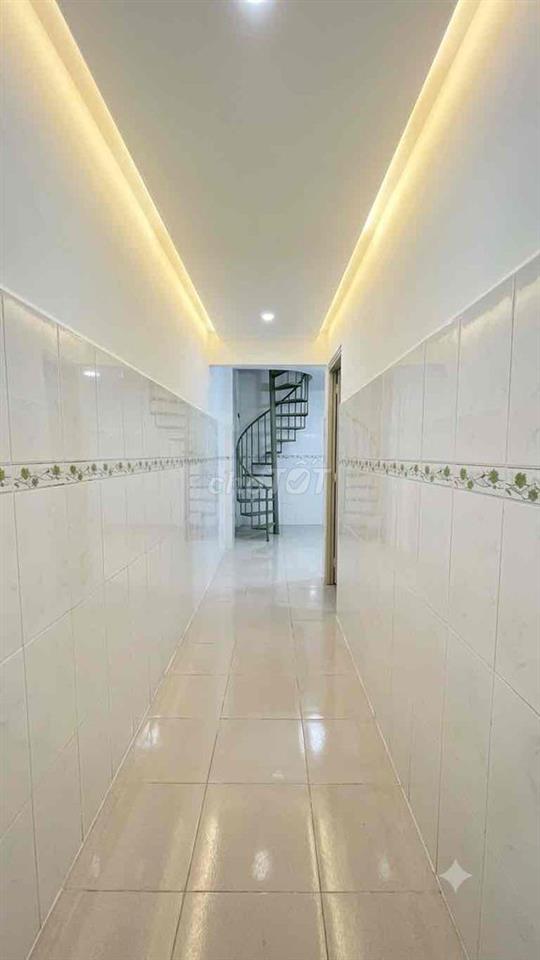 Bán nhà MT 12m khu DC Sơn Kỳ 4x14 gác lửng
