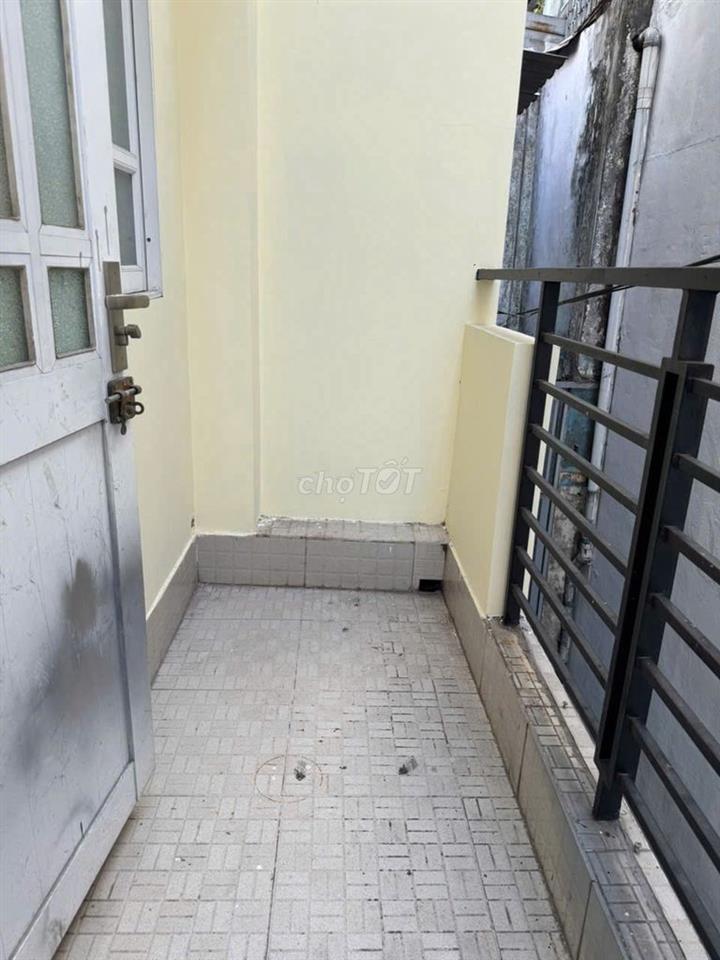 NHÀ TRỆT 3 LẦU XE HƠI TỚI TỚI NGAY NHÀ, ĐẶNG MINH KHIÊM CHỢ THIẾC