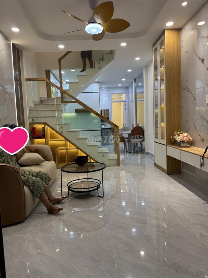NHÀ MỚI KENG XÀ BENG 3PN FULL NỘI THẤT SÁT MT MINH PHỤNG