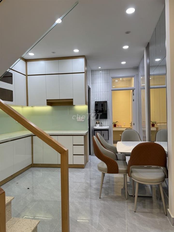 NHÀ MỚI KENG XÀ BENG 3PN FULL NỘI THẤT SÁT MT MINH PHỤNG