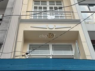 NHÀ ĐÚC TRỆT 2 LẦU HẺM THÔNG THOÁNG TRẦN VĂN QUANG P10 TB