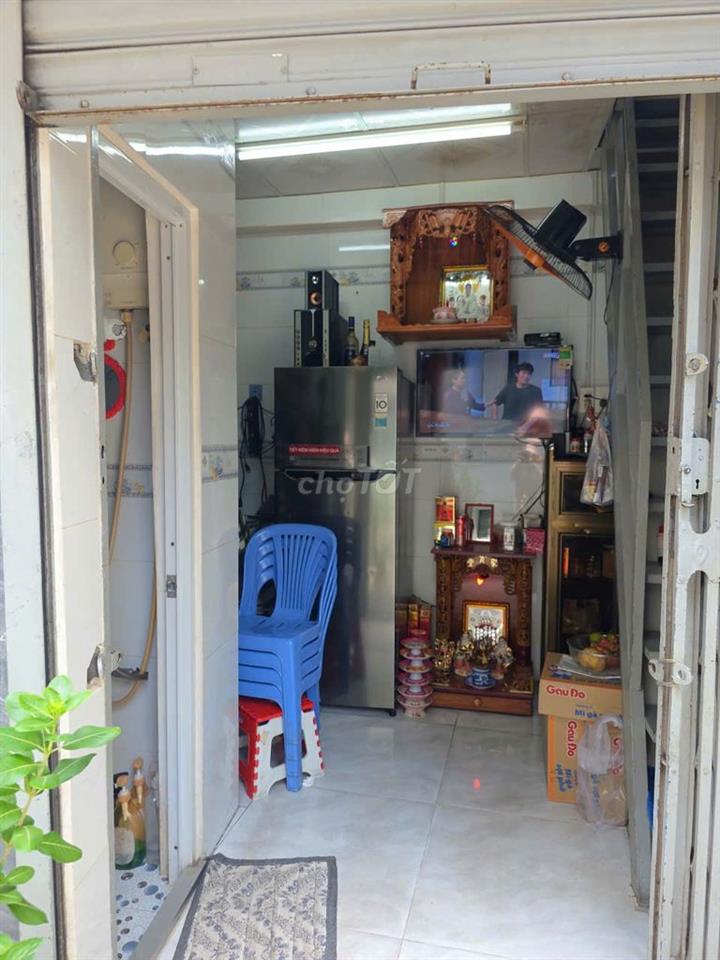 1,65 TỶ NHÀ MTKD CỰC KỲ SẦM UẤT GẦN NGÃ TƯ LẠC LONG QUÂN-ÂU CƠ