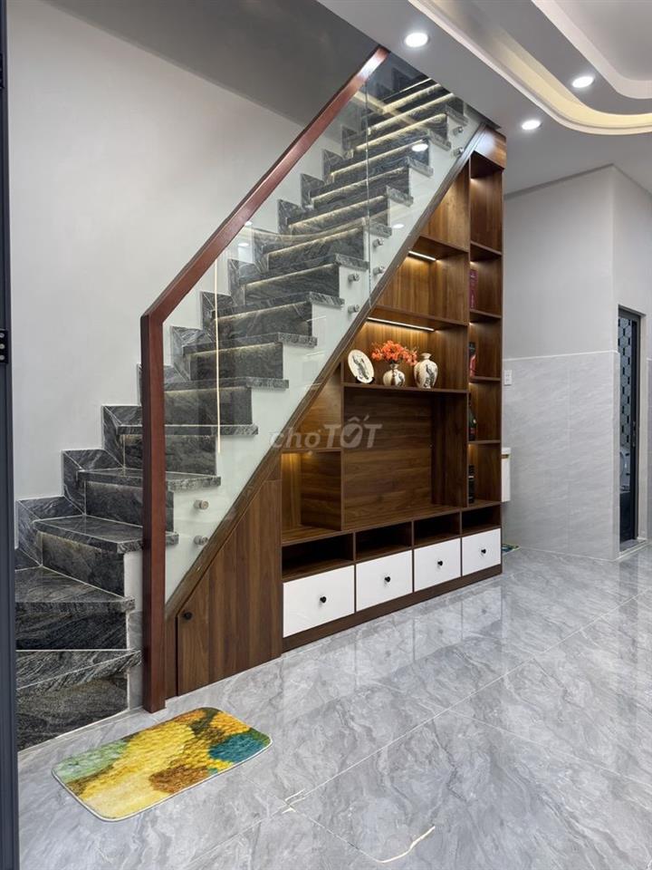 NHÀ MỚI ĐẸP NGANG 4,2M HIẾM KHU LÊ NGÃ GIÁP TÂN BÌNH VÀ Q11 