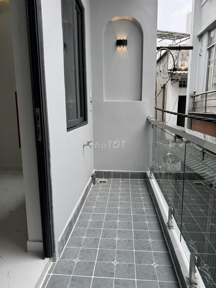 NHÀ MỚI ĐẸP NGANG 4,2M HIẾM KHU LÊ NGÃ GIÁP TÂN BÌNH VÀ Q11 