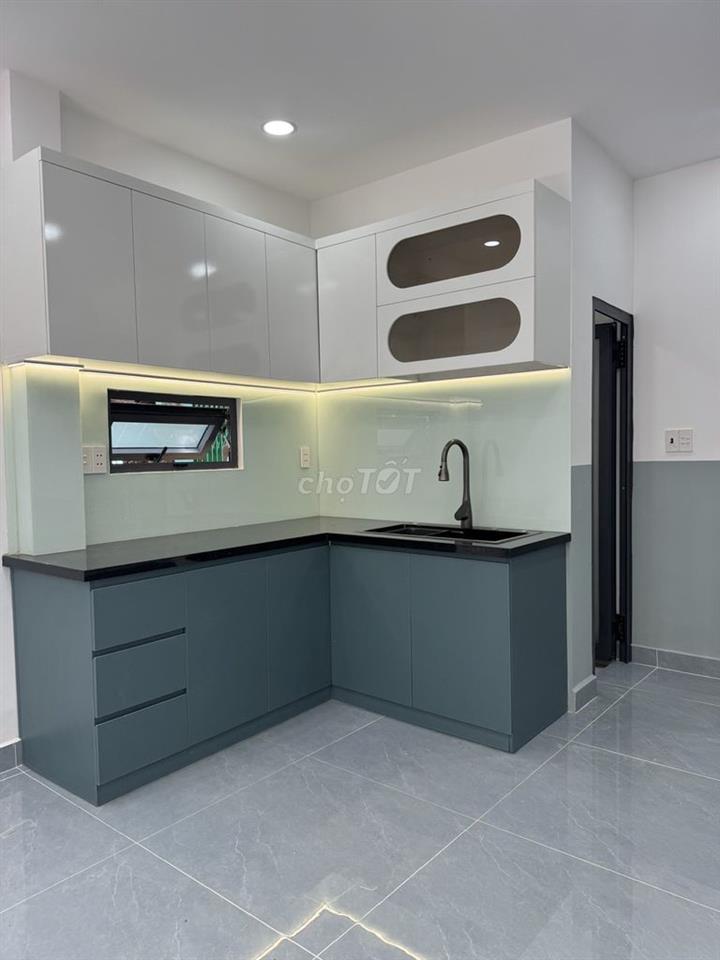 NHÀ MỚI CĂN GÓC HẺM XE HƠI, HƯỚNG ĐÔNG NAM THOÁNG MÁT