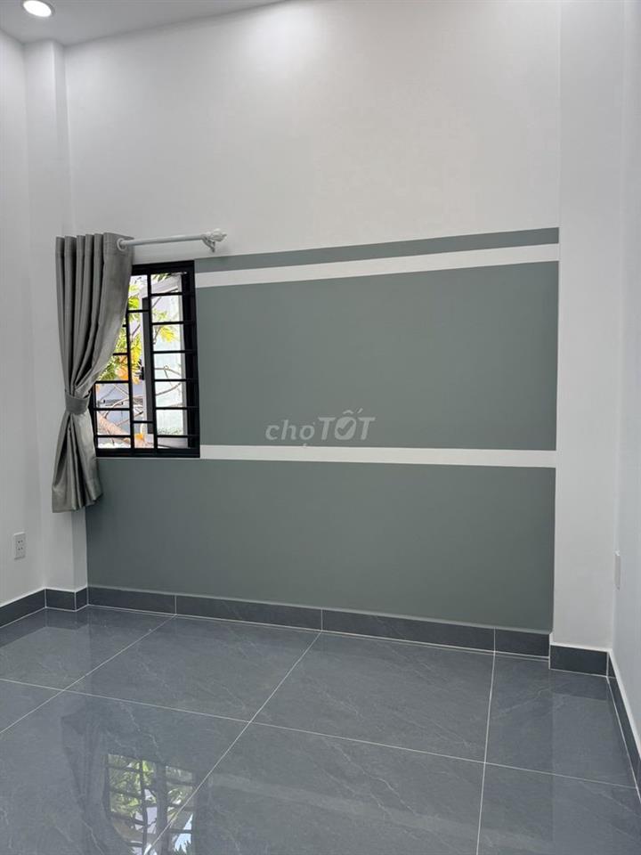NHÀ MỚI CĂN GÓC HẺM XE HƠI, HƯỚNG ĐÔNG NAM THOÁNG MÁT