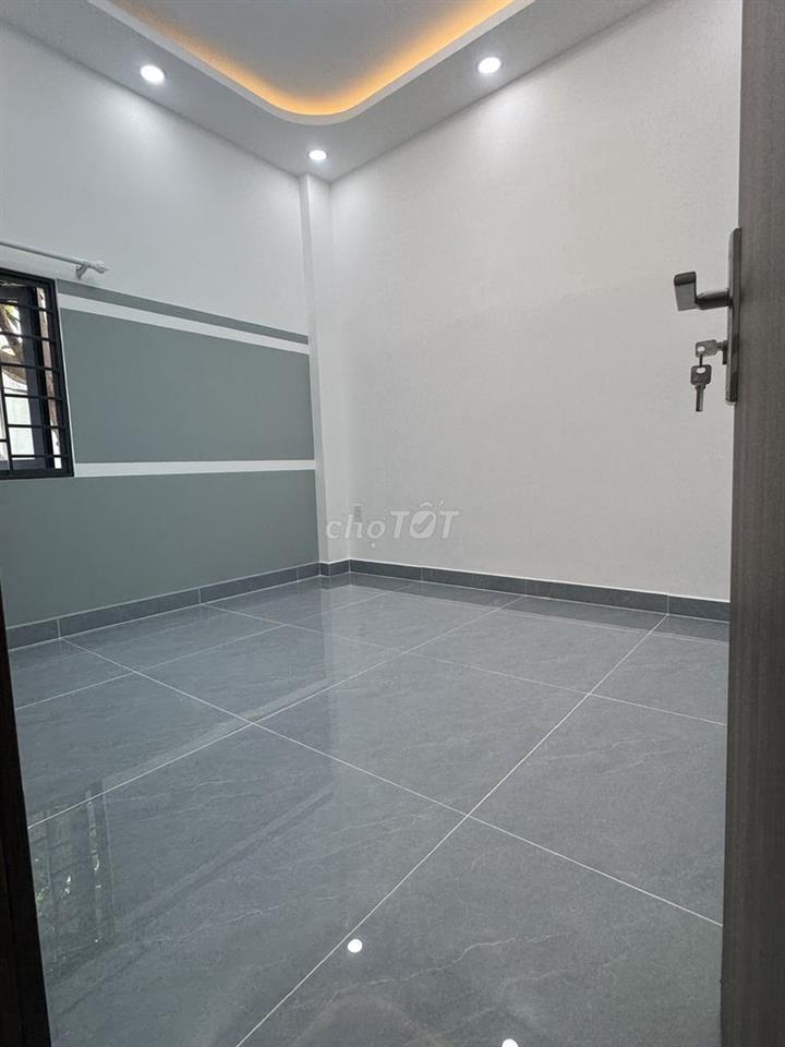NHÀ MỚI CĂN GÓC HẺM XE HƠI, HƯỚNG ĐÔNG NAM THOÁNG MÁT