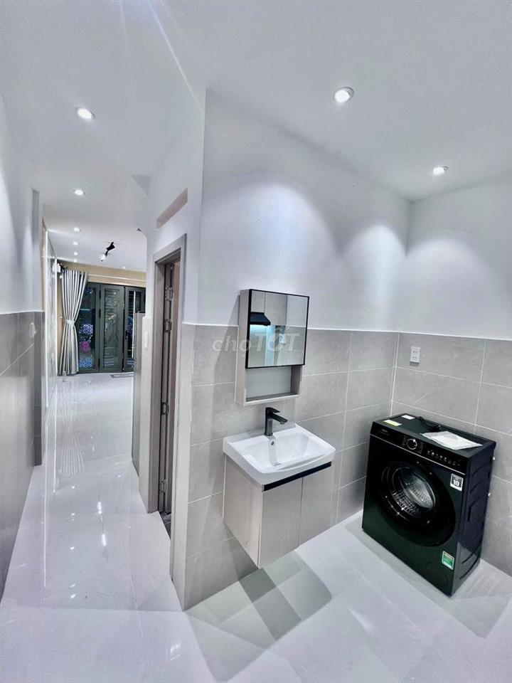 NHÀ MỚI KENG SÁT MT ĐƯỜNG SỐ 1 P10 TÂN BÌNH