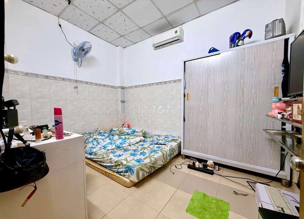 Nhà hẻm 239 Bà Hom p13 Quận 6 (nay là Phường Phú Lâm.Giá : 5 tỷ 870 TL