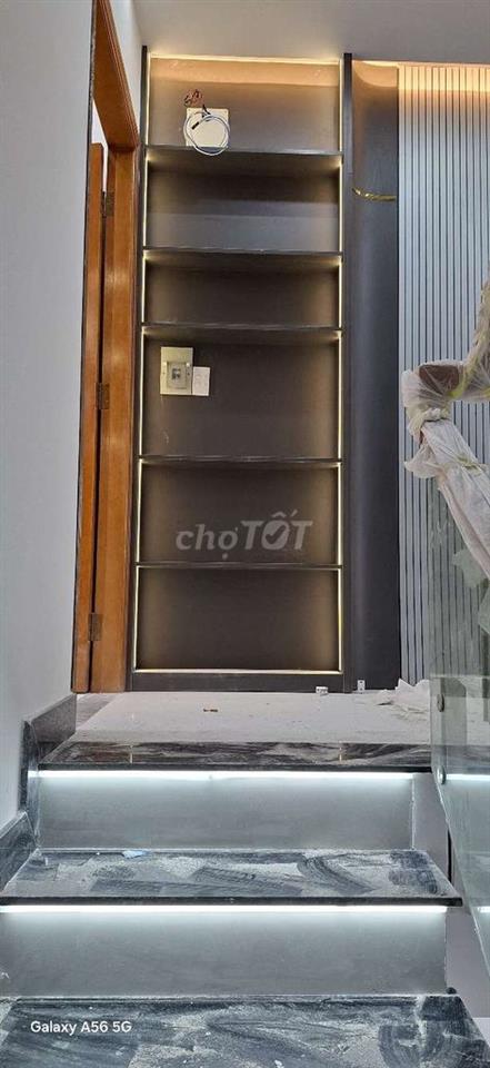 NHÀ TRỤC LÊ VĂN QUỚI - ĐÚC 5.5 TẦNG - GIÁ 11 TỶ 900 TL