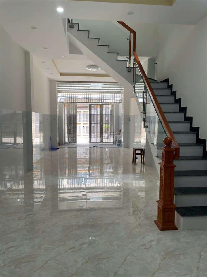 nhà mới