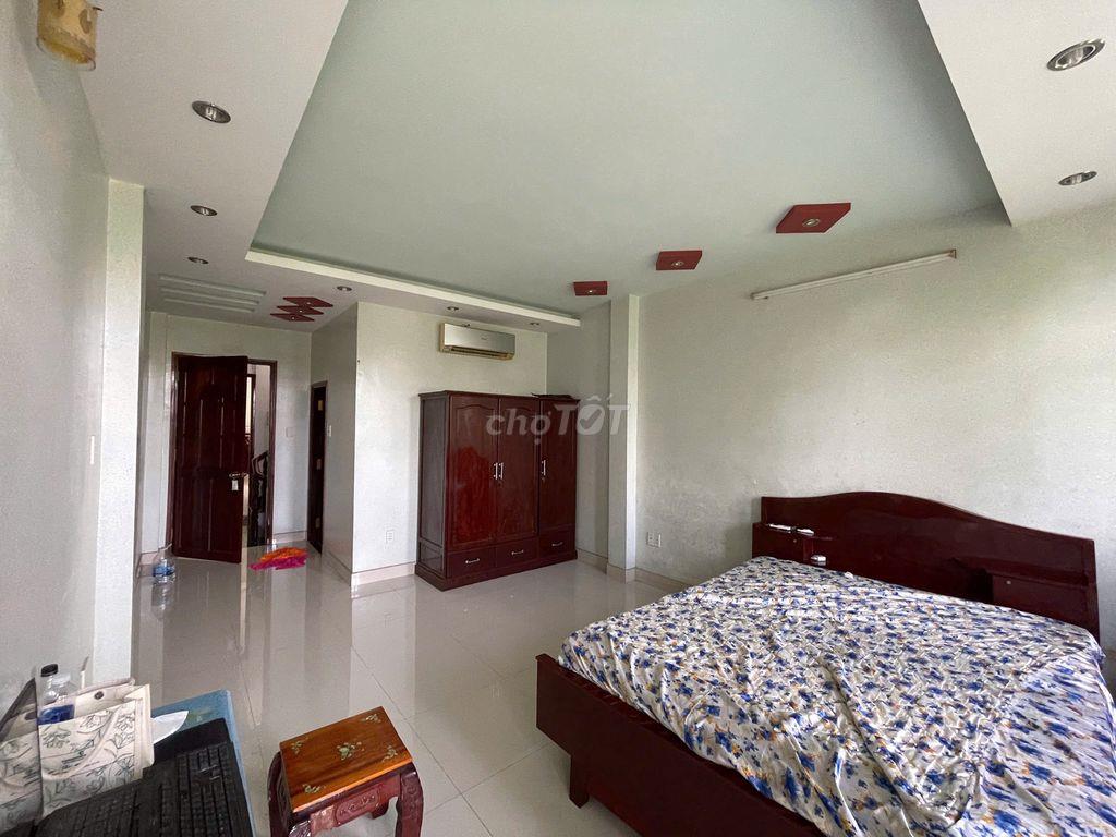 Bán nhà mặt phố, 7.2 tỷ VND, 64 m2, 5PN + 5WC + 3 tầng, SHR