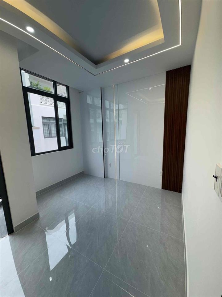 Nhà 2 tầng, Bùi Tư Toàn, 42m2, 2PN 2WC, gần Aeon Bình Tân.