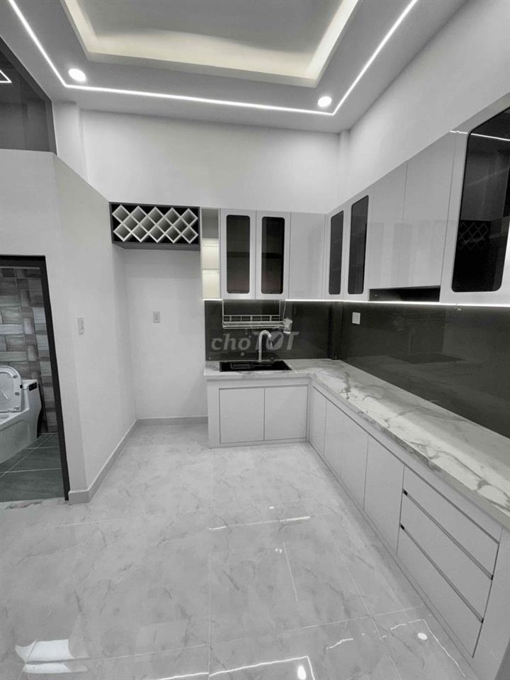 Nhà 2 tầng, Bùi Tư Toàn, 42m2, 2PN 2WC, gần Aeon Bình Tân.