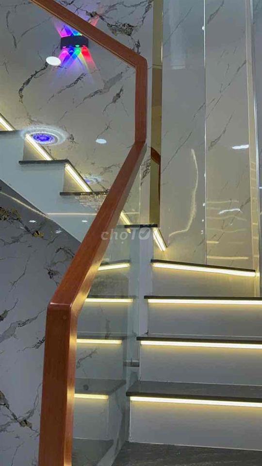 Nhà 1/ Hẻm xe Hơi Thông Phạm Phú Thứ P3 Q6