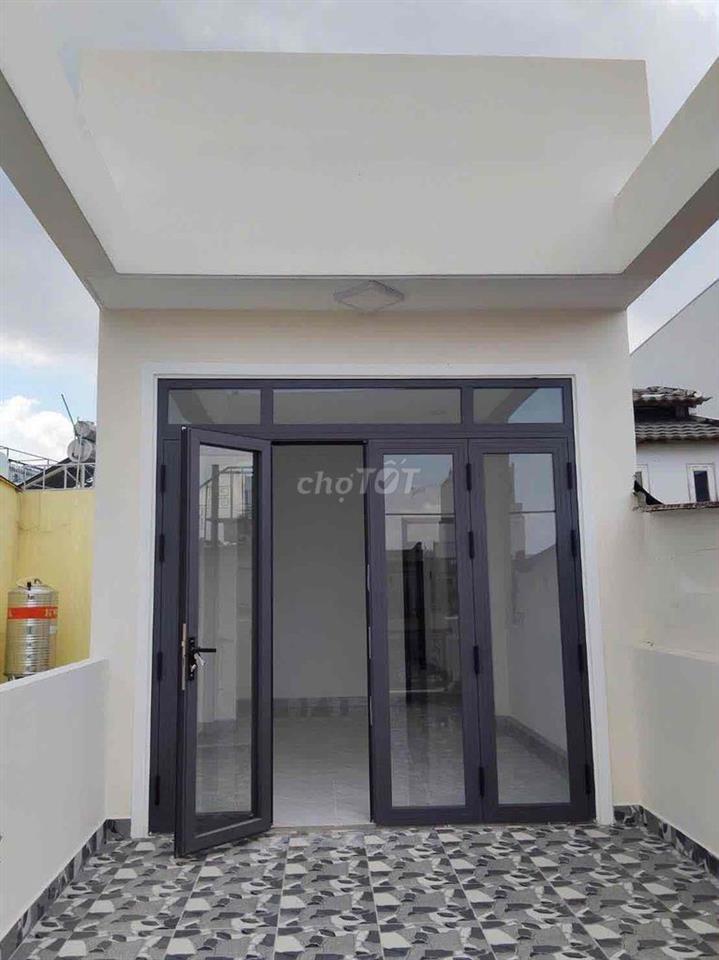 Nhà mới xây MTKD đường Hậu Giang P Bình Phú Q6