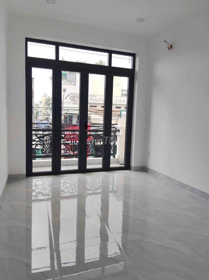 Nhà mới xây MTKD đường Hậu Giang P Bình Phú Q6