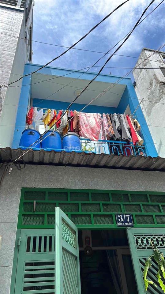 cần bán nhà giấy tờ hoàn công đầy đủ