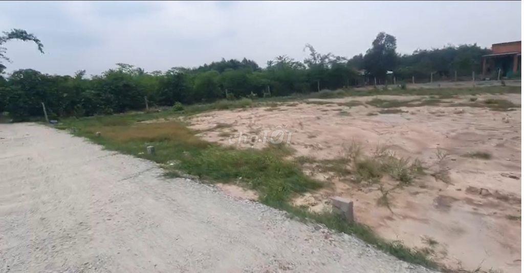 Gia đình tôi có miếng đất Lộc Ninh cần bán nhanh - Giá 339tr (có TL)