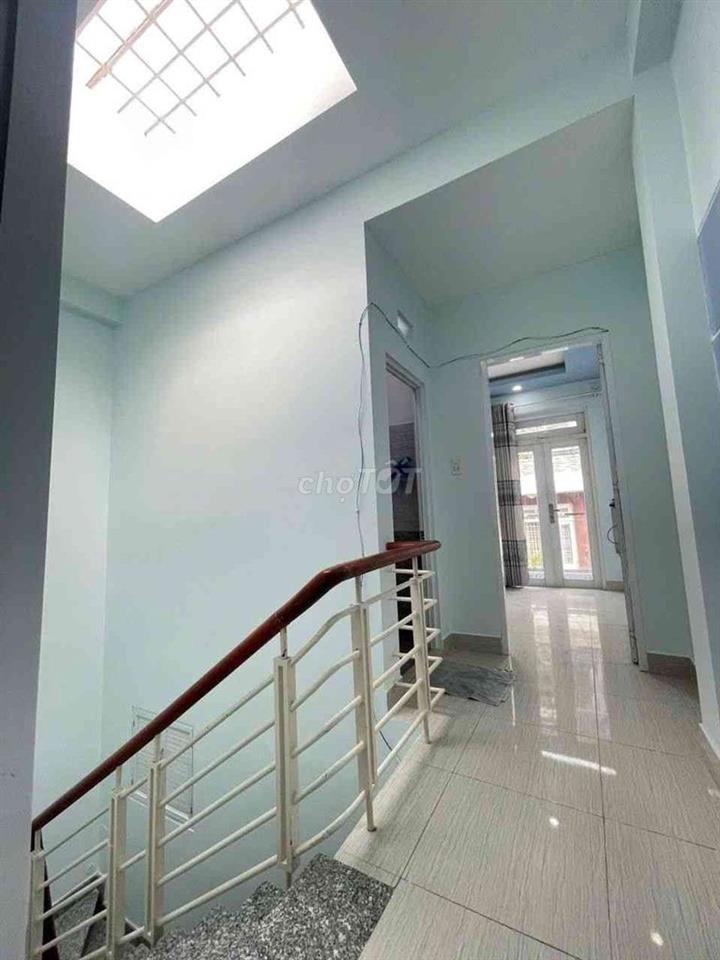 Nh.à Lê Văn Quới, 3 tầng BTCT