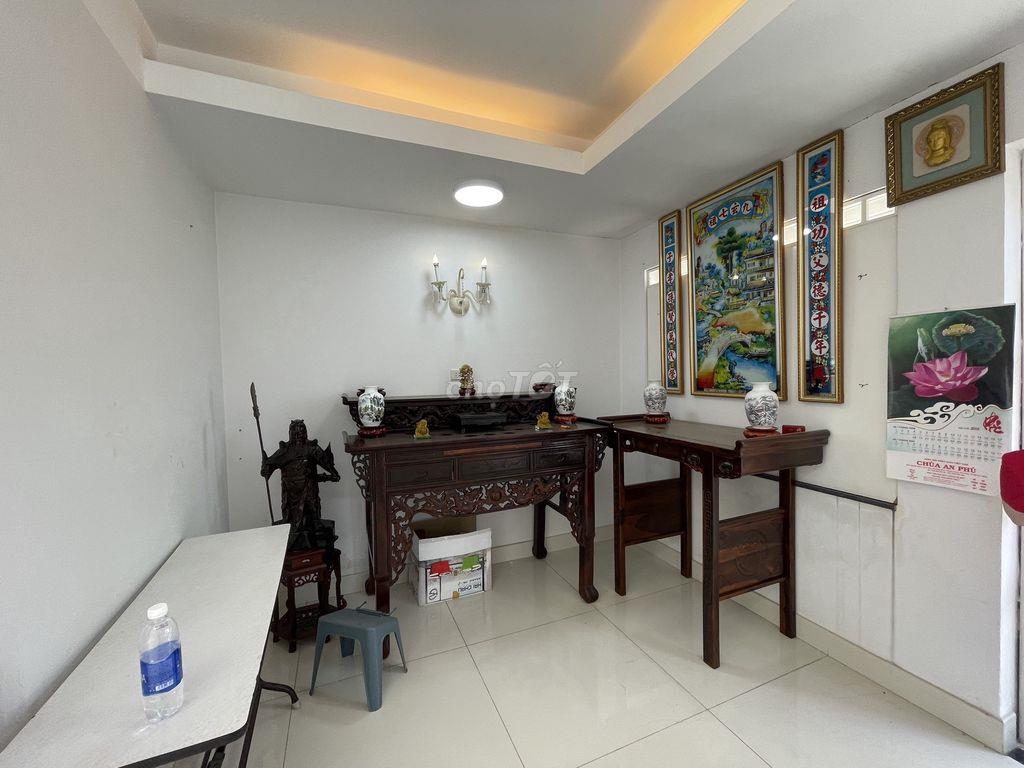 Cần bán nhà 3 lầu full nội thất – KV Bình Tân
