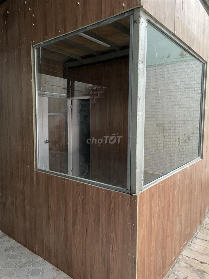 Cho thuê kho xưởng mặt tiền đường quận Tân Phú