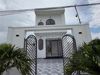 villa mini tân trụ, long an