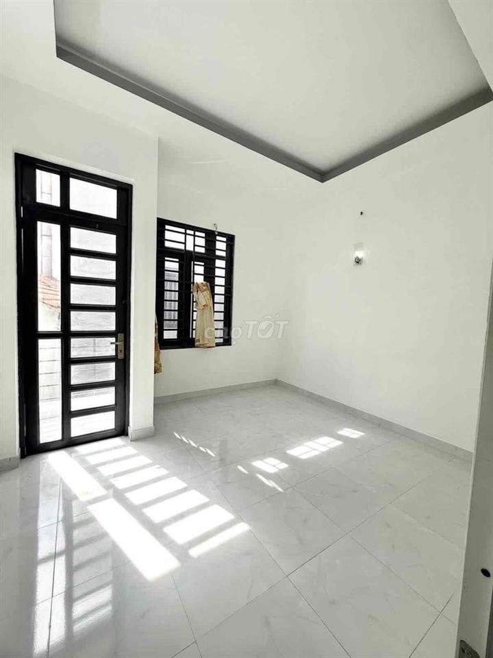 🔥 4 tỷ hơn – tìm được căn nhà đẹp, hoàn công đầy đủ, gần Quận 1