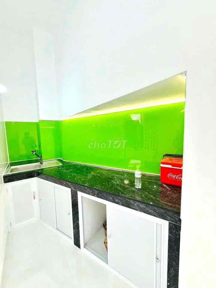 🔥 4 tỷ hơn – tìm được căn nhà đẹp, hoàn công đầy đủ, gần Quận 1
