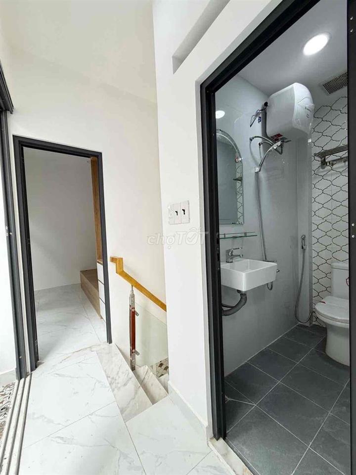 NHÀ 2 TẦNG – XÂY MỚI QUẬN 7 – GIÁ 3.250 TỶ🎉🎉