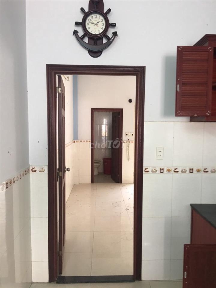 NHà 2 lầu KDC an sương 4 x 18m giá 13tr/tháng