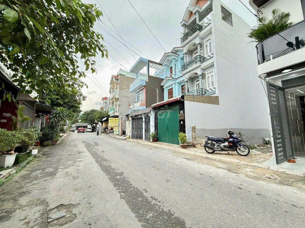 Đất góc 2MT Trần Thị Năm 10 x 9m ( CN 72m2) giảm còn 5ty5