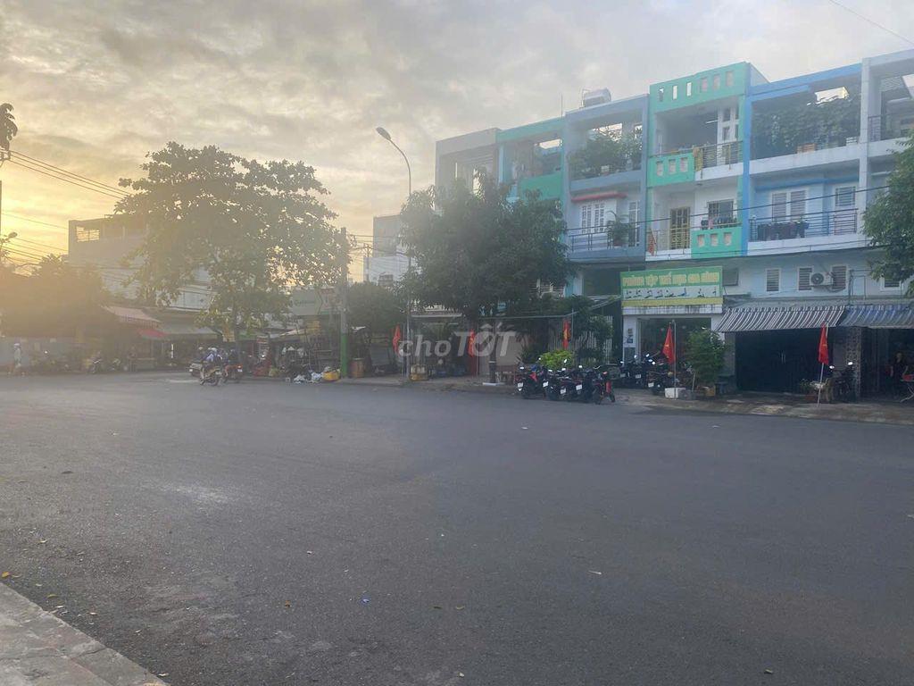 Cho thuê nhà 3 lầu KDC an sương 4x20m giá 15tr/tháng