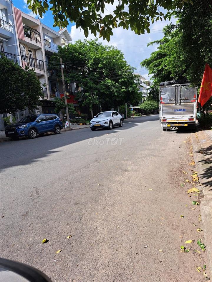 Nhà 4 tầng DT 4,5 x 20m, MT đường 30m KDC an sương giá 14,5 tỷ TL