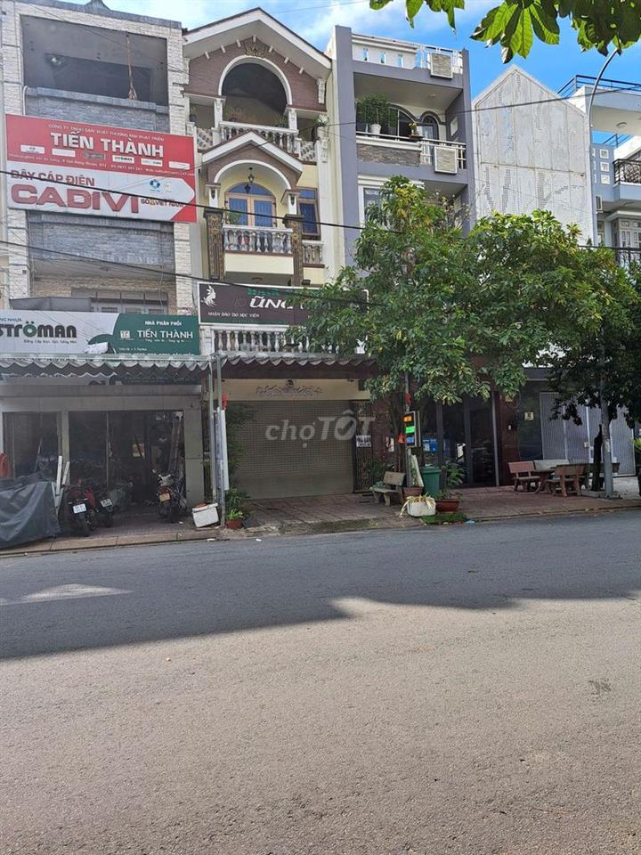 Nhà 4 tầng DT 4,5 x 20m, MT đường 30m KDC an sương giá 14,5 tỷ TL