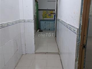 Nhà cấp 4 mặt tiền đường Đông Hưng Thuận 4,1 x 24m giá 7tr/tháng