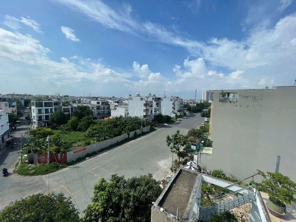 Nhà 4 tầng DT : 4,5 x 20m KDC an sương giá 8ty4 ( Sổ hoàn công đầy đủ)