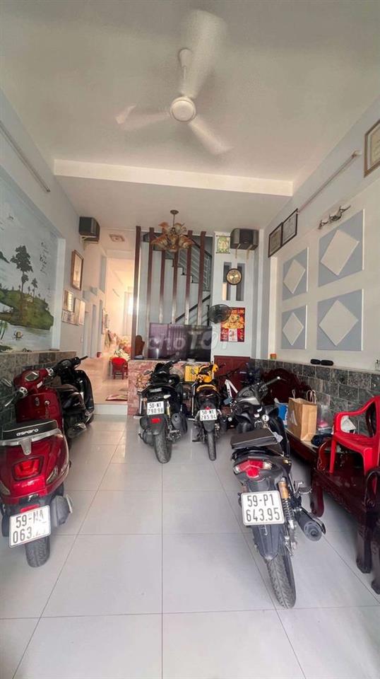 Nhà 3 tầng 52 m2 Liên khu 4-5 gần chợ Bình Thành