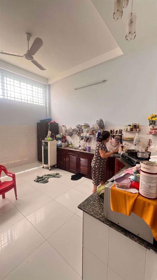 Nhà 3 tầng 52 m2 Liên khu 4-5 gần chợ Bình Thành