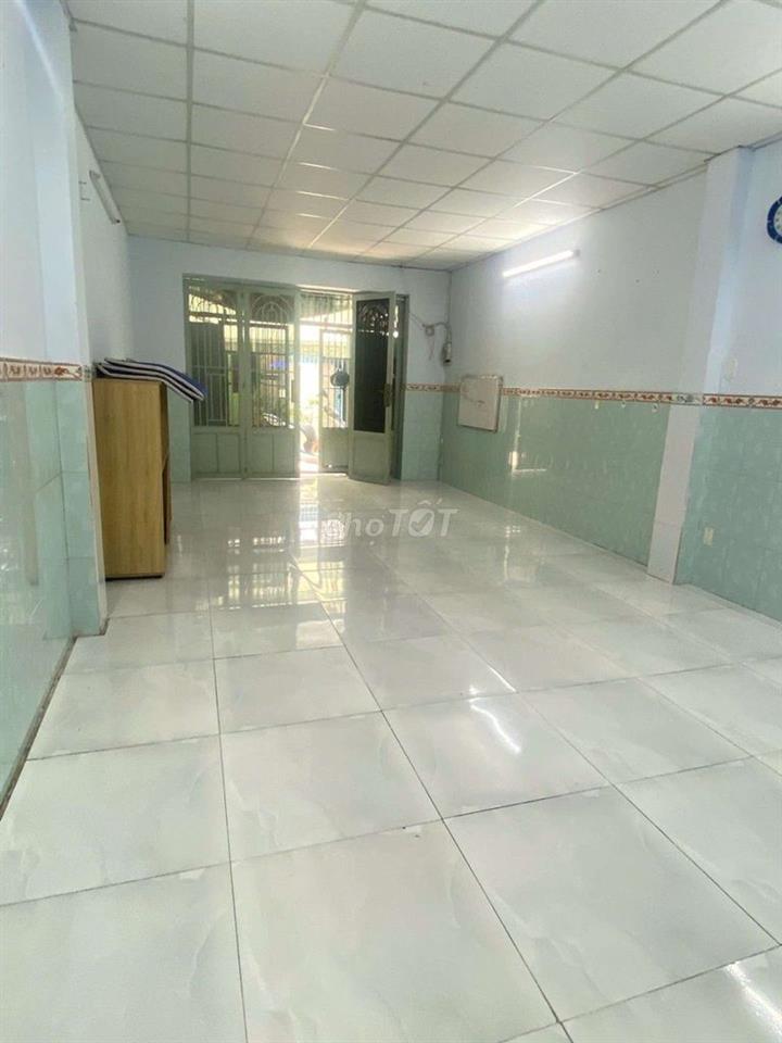 Nhà 2 Tầng 48m2 Hẻm xe Hơi Nở Hậu Ngay khu Tên Lửa
