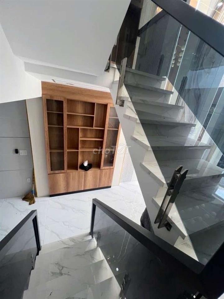 Nhà mới 5 Tầng 52 m2 đường xe hơi 8m khu dân cư  Vĩnh lộc