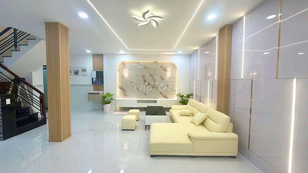 Nhà 3 Tầng Hẻm xe hơi Ngay Mã lò