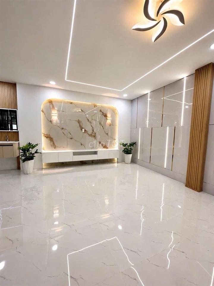 Nhà 3 Tầng Hẻm xe hơi Ngay Mã lò